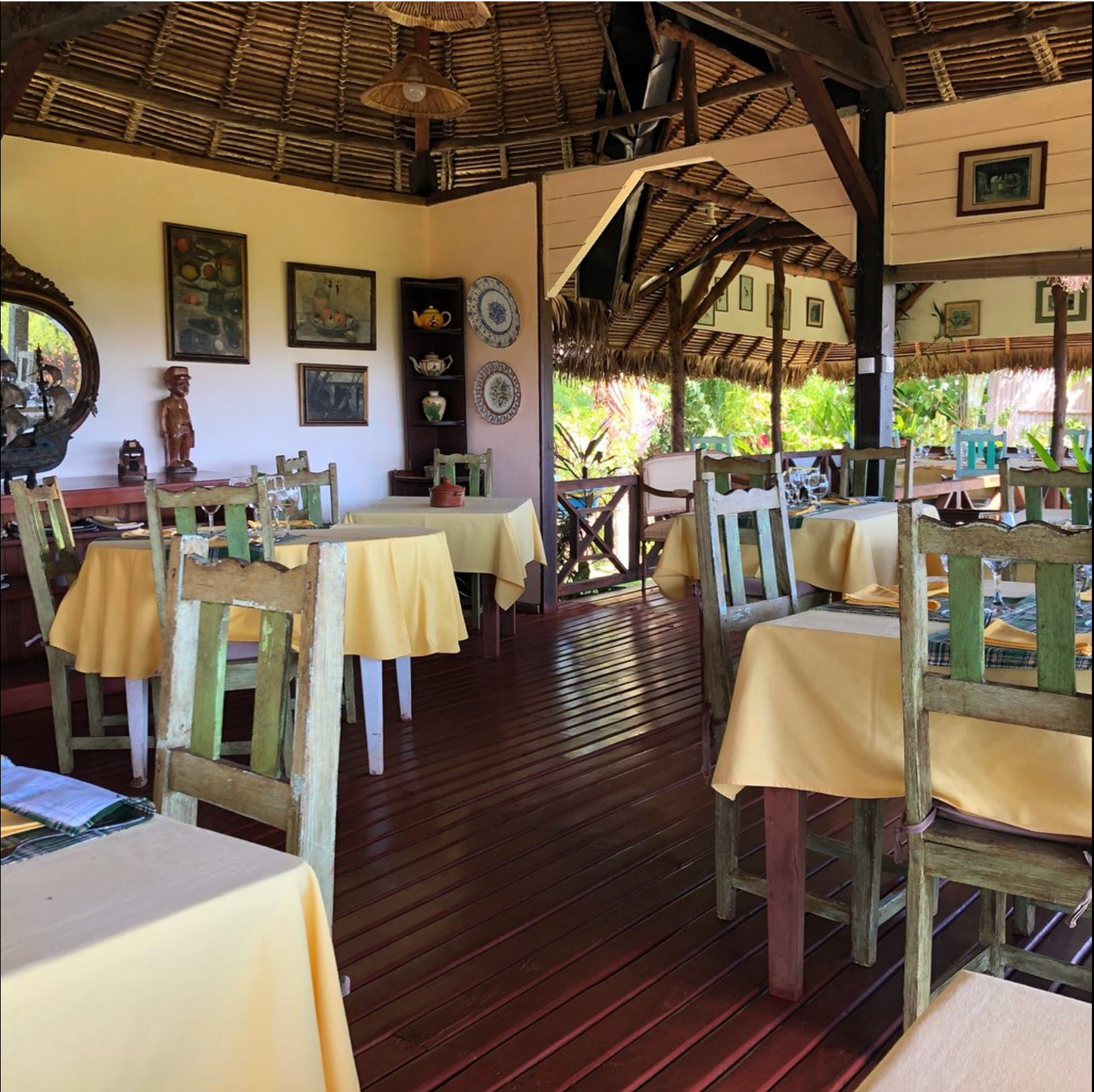 Gite - The Table of Alexandre