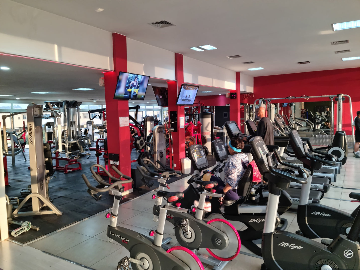 EQUINOX GYM