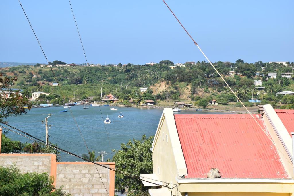 Centre Lucien Botovasoa Madaonsort