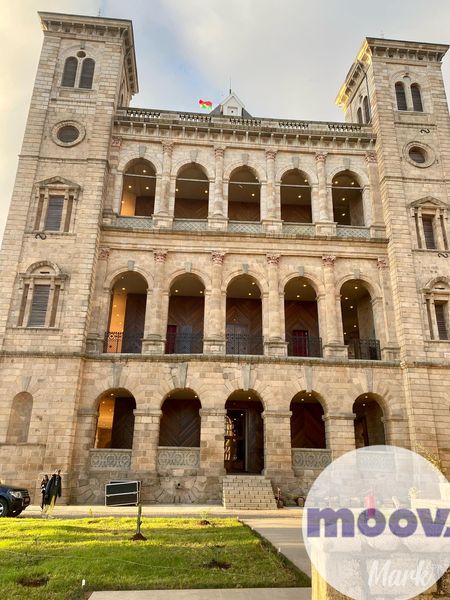 Rova : le palais de la reine à ANTANANARIVO – Madaonsort